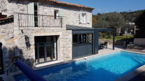 Mougins limite Cannes Magnifique Mas vue sur le village historique de Mougins